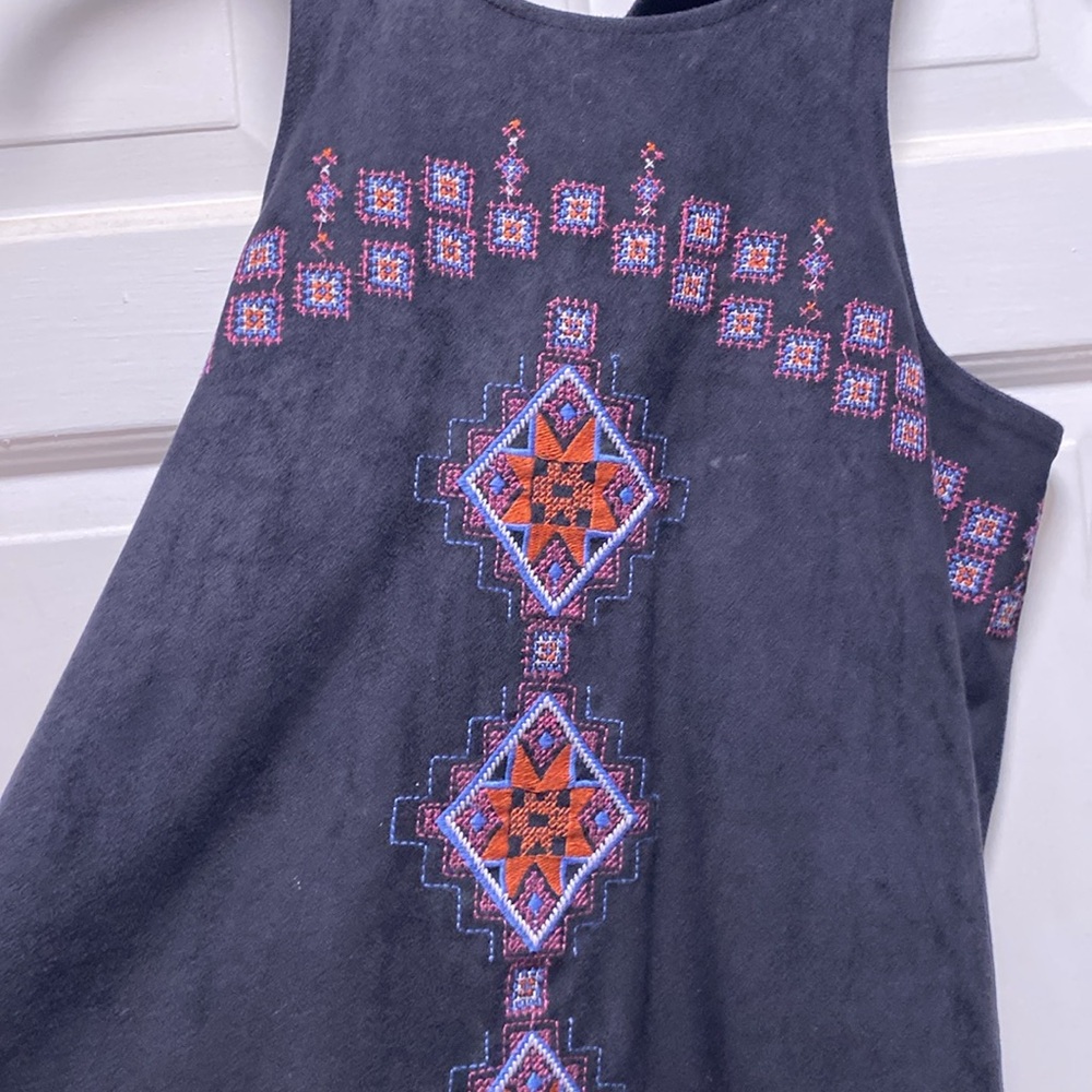 Hollister Aztec velvet tank